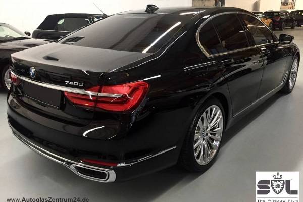 Scheibentönung_ BMW 740d.jpg